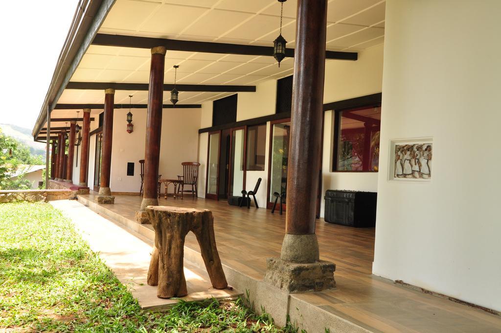 The Buena Vista Kandy Eksteriør billede