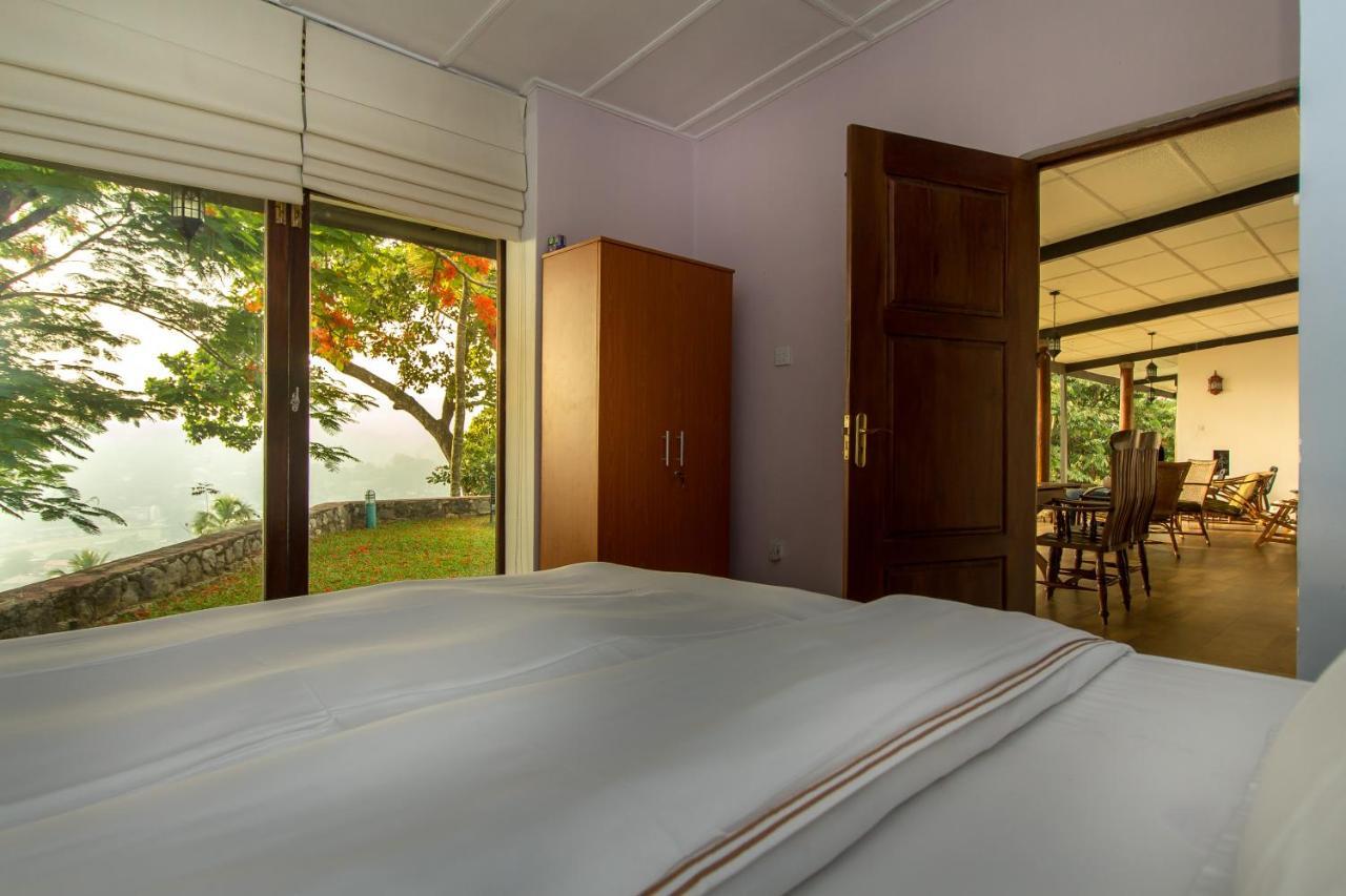 The Buena Vista Kandy Eksteriør billede